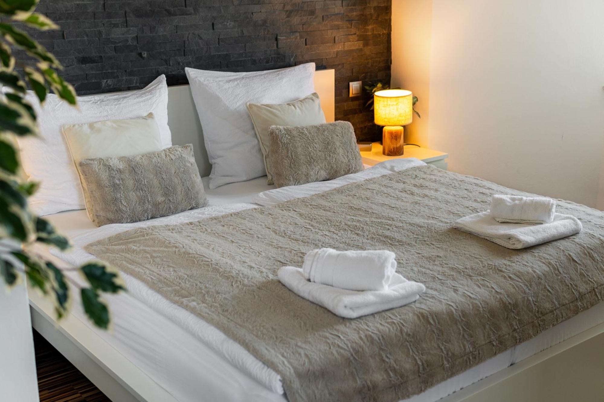 Beautiful With Parking In A Quiet Location Сasa de vacaciones Ostrava