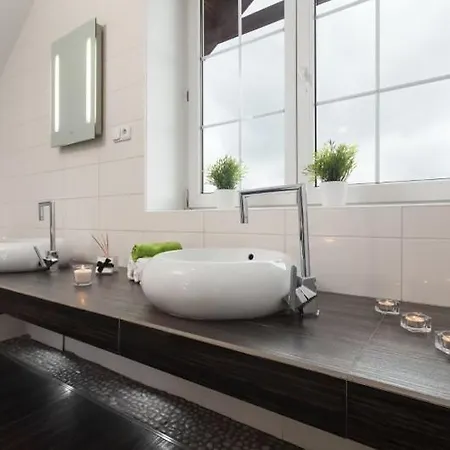 Beautiful Apartments With Parking In A Quiet Location Ostrava Exterior photo
