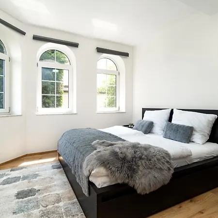 Beautiful Apartments With Parking In A Quiet Location Ostrava Exterior photo
