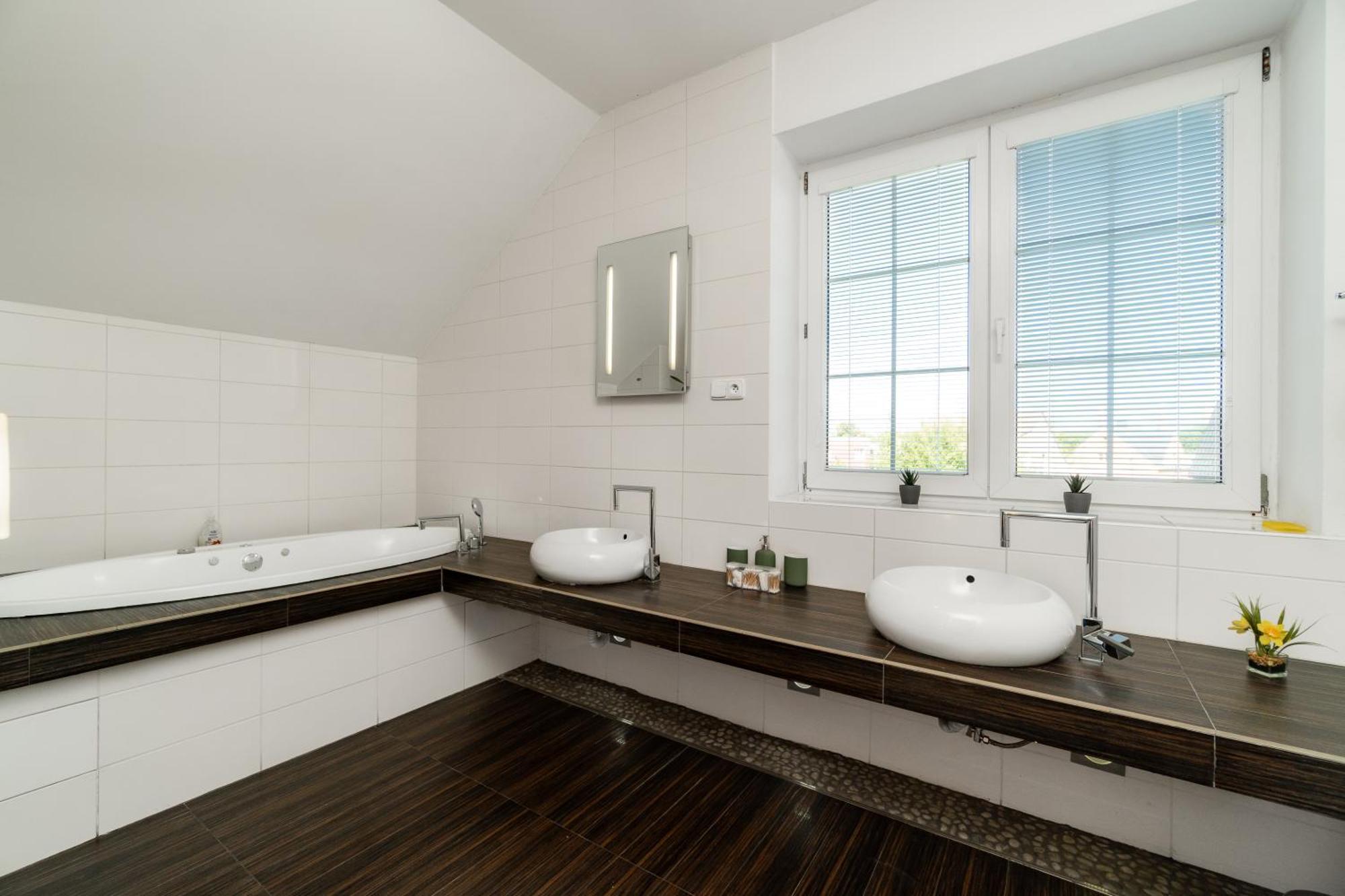 Beautiful With Parking In A Quiet Location Ostrava