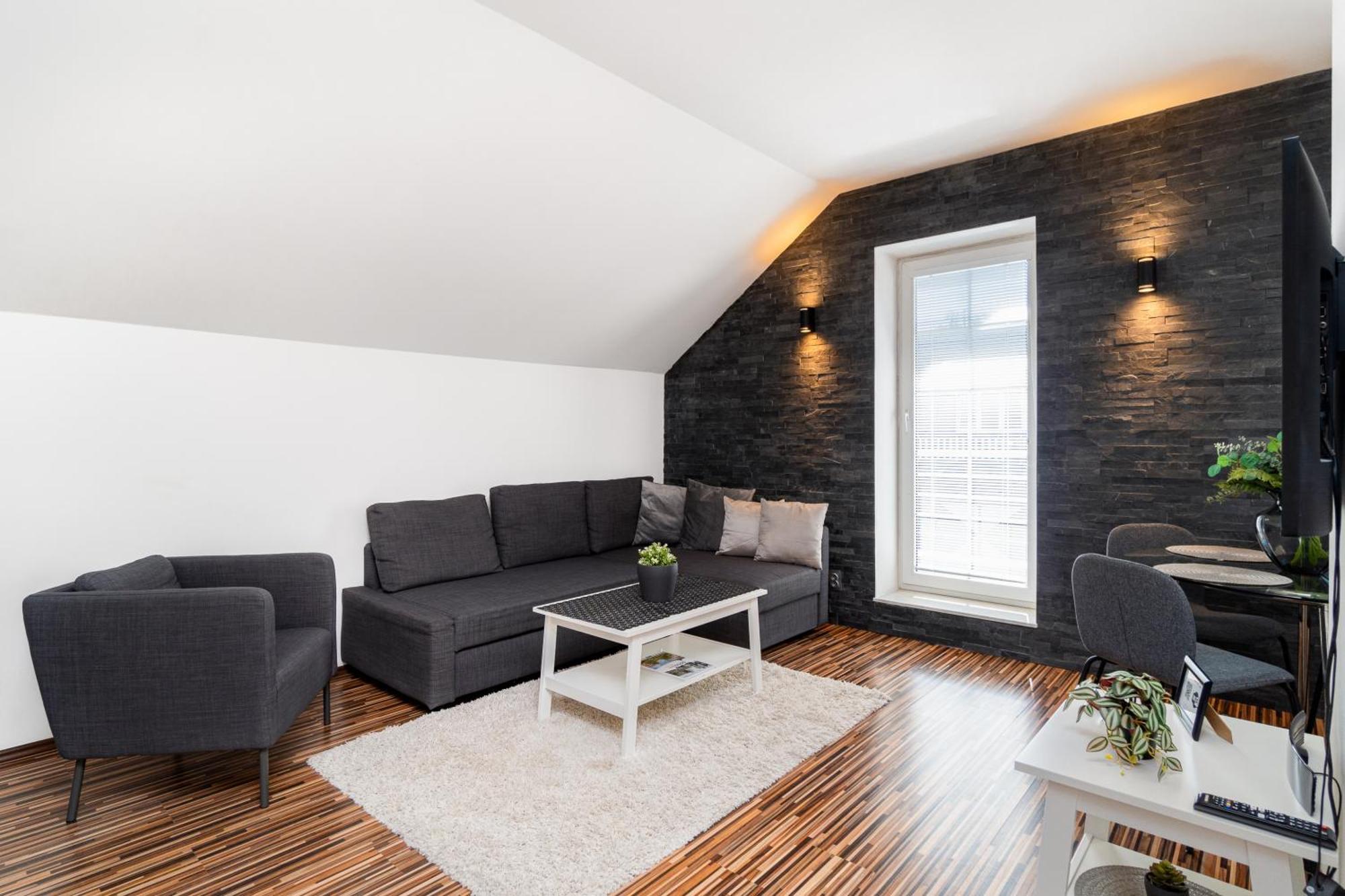 Beautiful With Parking In A Quiet Location Ostrava